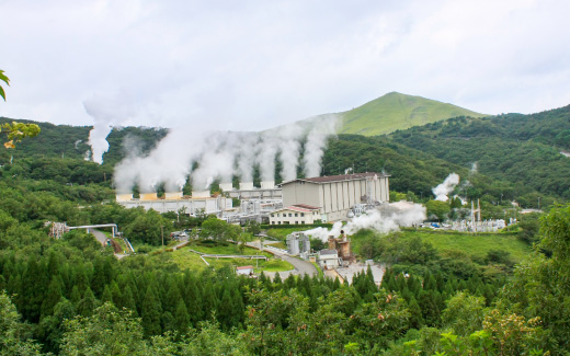 八丁原地熱発電所（展示館）